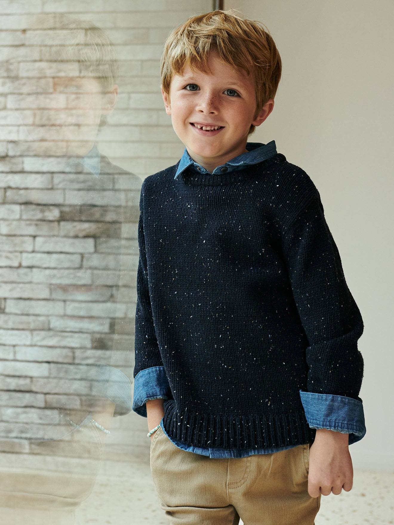 Kleding Jongenskleding Babykleding voor jongens Truien Multi-gekleurde gehaakte pullover Baby Boy Trui met Contrast Cuff Kraag en Hem in 6-9 en 12-18 maand 