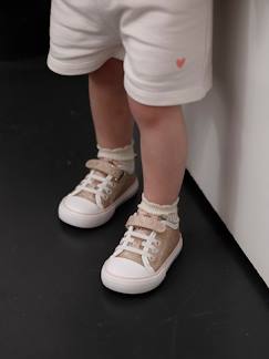 -Gebreide en klittenband babymanden 